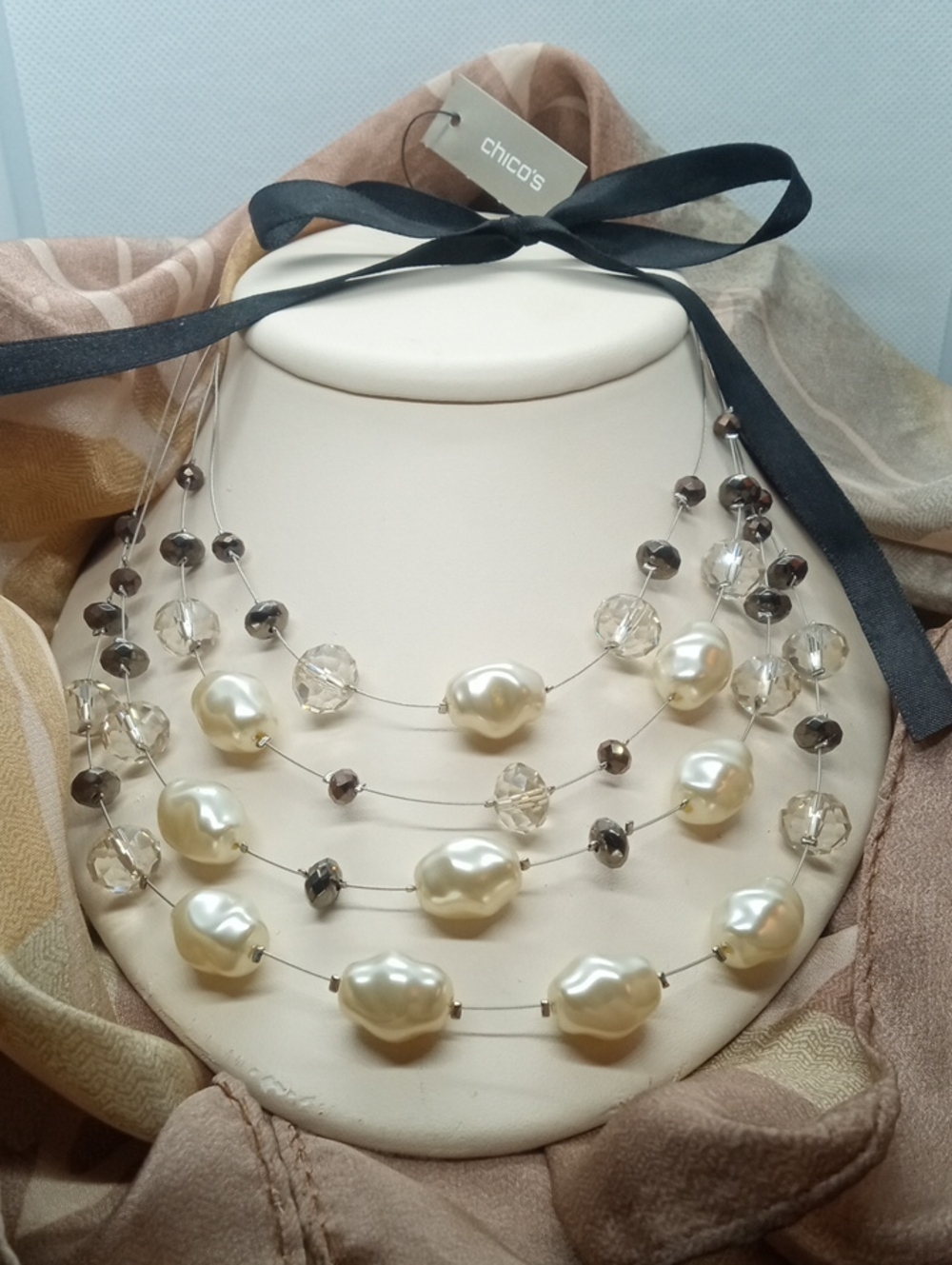 CHICO'S FLOATING FAUX PEARL NECKLACE